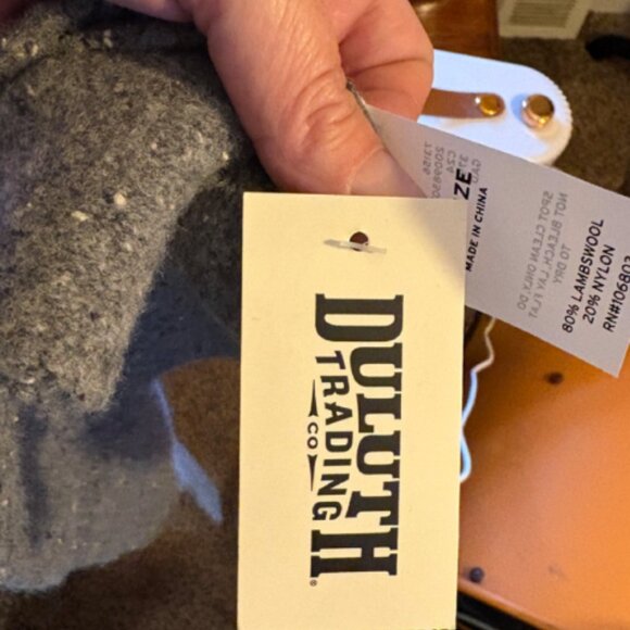 Duluth Trading Co. Lambswool Scarf – Gray, One Size, NWT | Women’s Neck Wrap - Picture 3 of 4